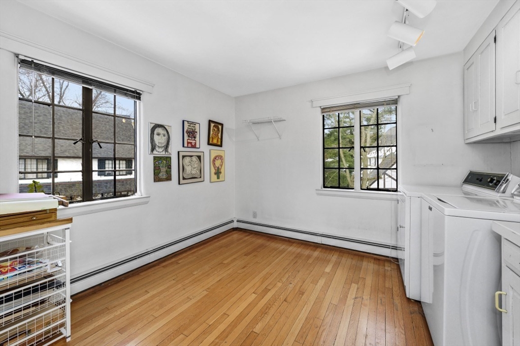 764 Hammond Street Brookline, MA 02467 - Photo 27 of 32