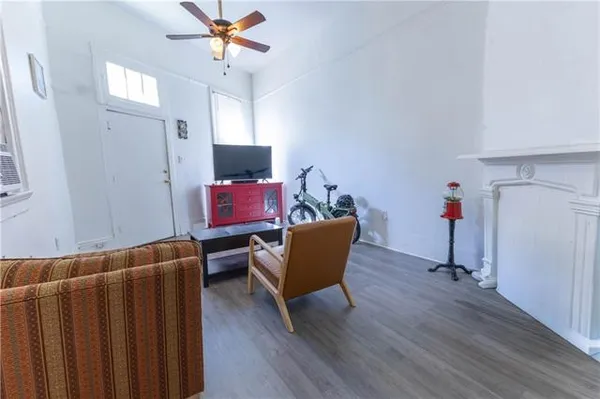 $1,200 | 1540 Gentilly Boulevard, New Orleans, LA 70119