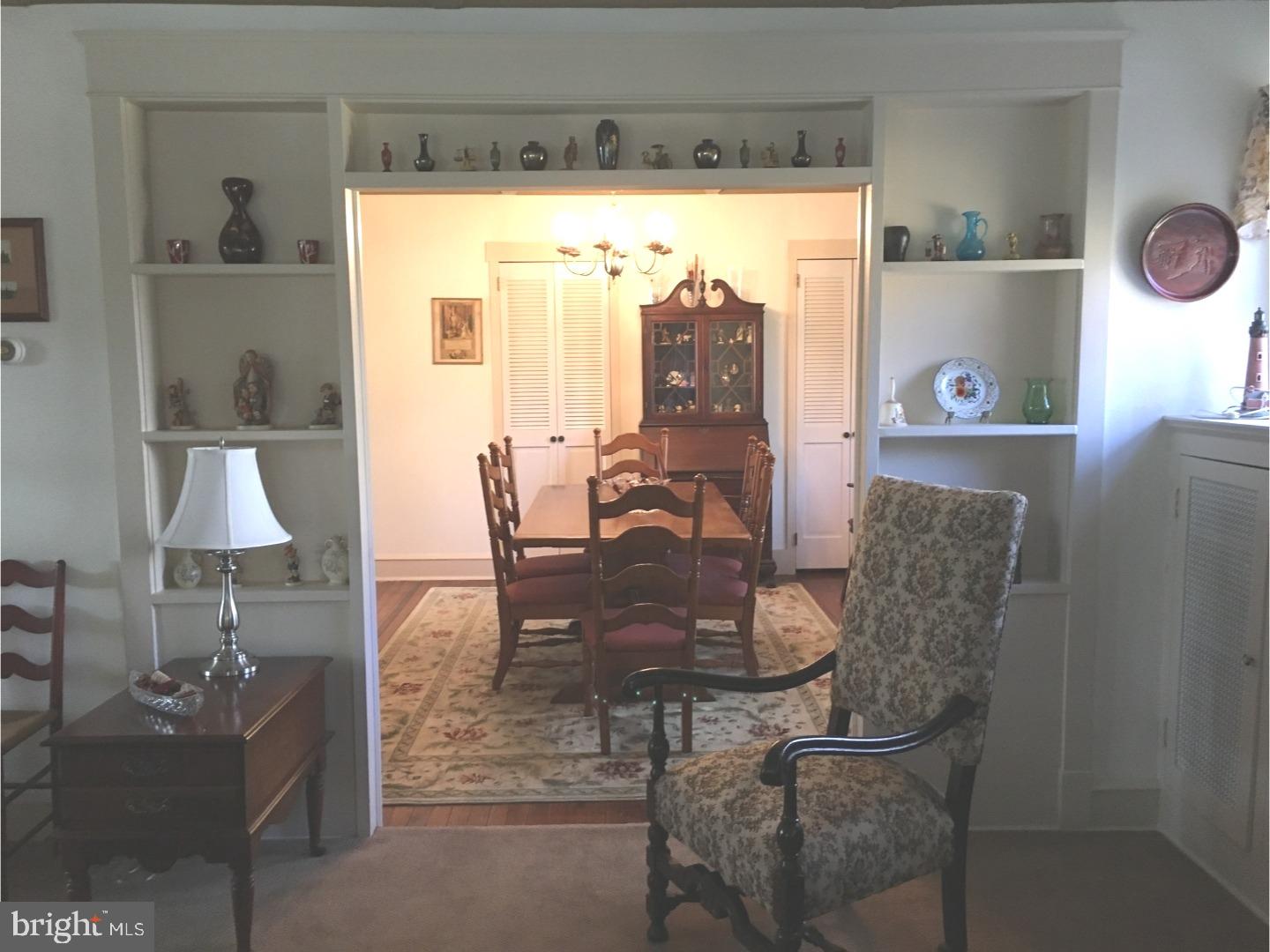 508 South Old Middletown Road Media, PA 19063 - Photo 14 of 25 Living Room