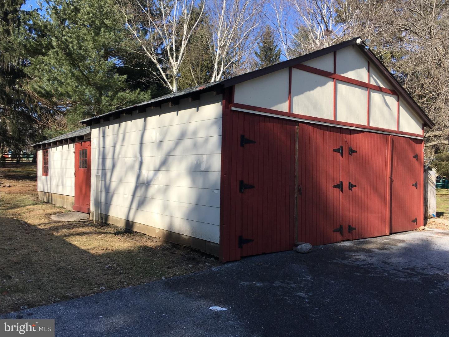 508 South Old Middletown Road Media, PA 19063 - Photo 5 of 25 Garage