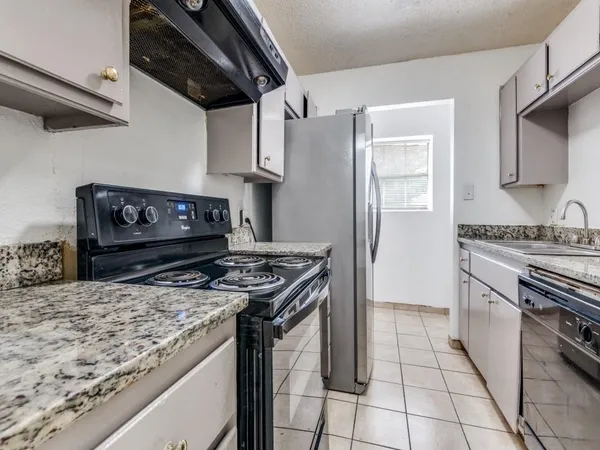 $1,695 | 1700 Windsong Lane, Irving, TX 75060