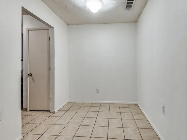 $1,695 | 1700 Windsong Lane, Irving, TX 75060