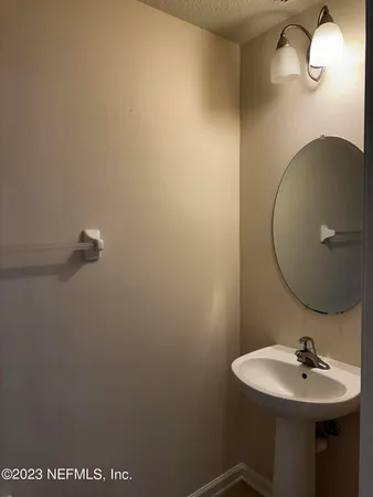 $1,995 | 4221 Marblewood Lane, Jacksonville, FL 32216