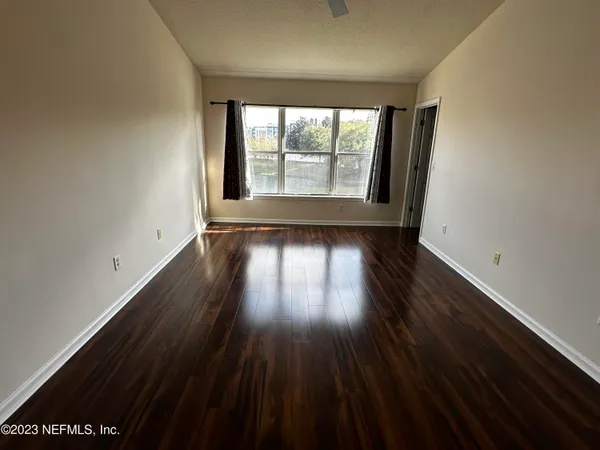 $1,995 | 4221 Marblewood Lane, Jacksonville, FL 32216