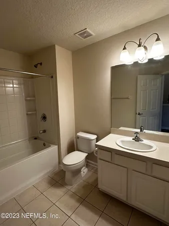 $1,995 | 4221 Marblewood Lane, Jacksonville, FL 32216