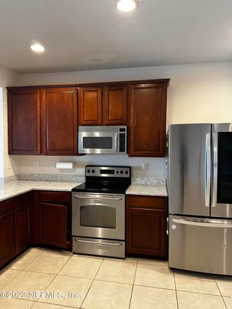 $1,995 | 4221 Marblewood Lane, Jacksonville, FL 32216