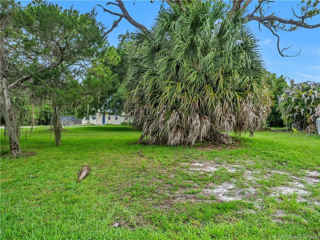 1699 Northwest Britt Road Stuart, FL 34994 - Photo 9 of 23