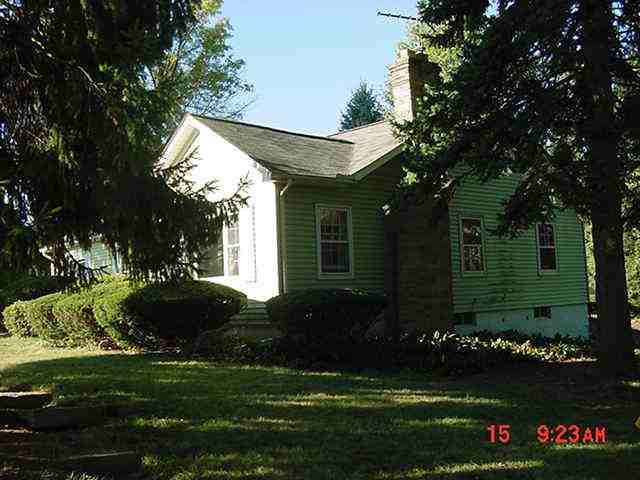 44711 Old Elizabeth Street Clinton Township, MI 48036 - Photo 2 of 19 31040432-1.JPG