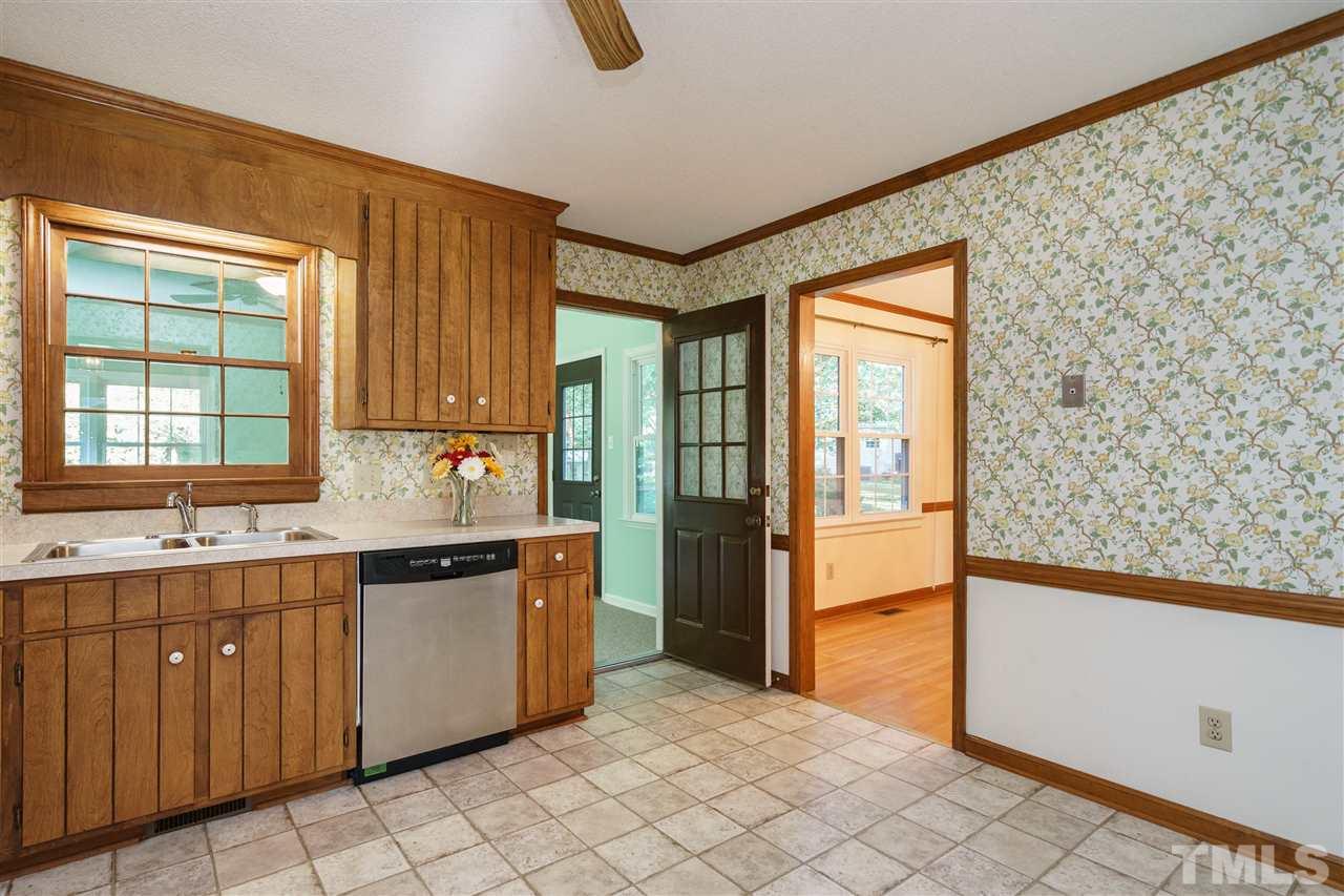 6405 Landover Court Raleigh, NC 27612 - Photo 13 of 24 Gallery Image 13