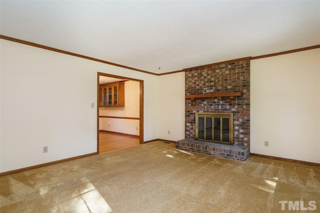 6405 Landover Court Raleigh, NC 27612 - Photo 6 of 24 Gallery Image 6