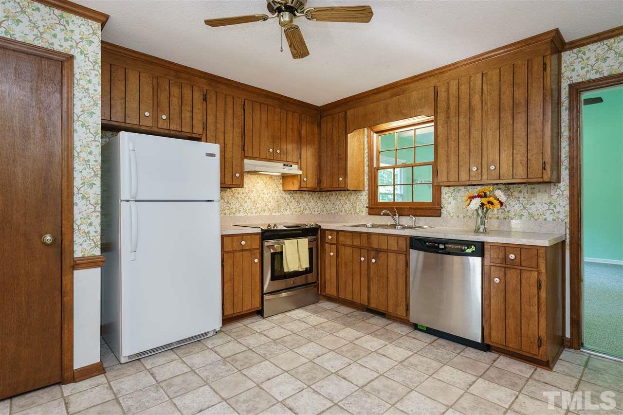 6405 Landover Court Raleigh, NC 27612 - Photo 10 of 24 Gallery Image 10