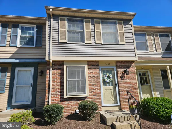 $340,000 | 1642 Devil Lane, Woodbridge, VA 22192