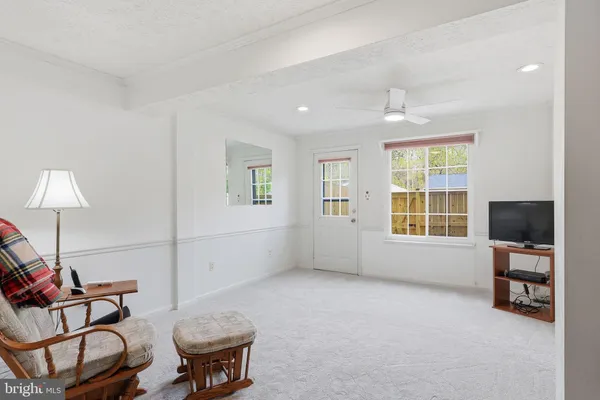 $340,000 | 1642 Devil Lane, Woodbridge, VA 22192