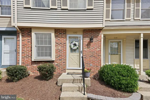 $340,000 | 1642 Devil Lane, Woodbridge, VA 22192