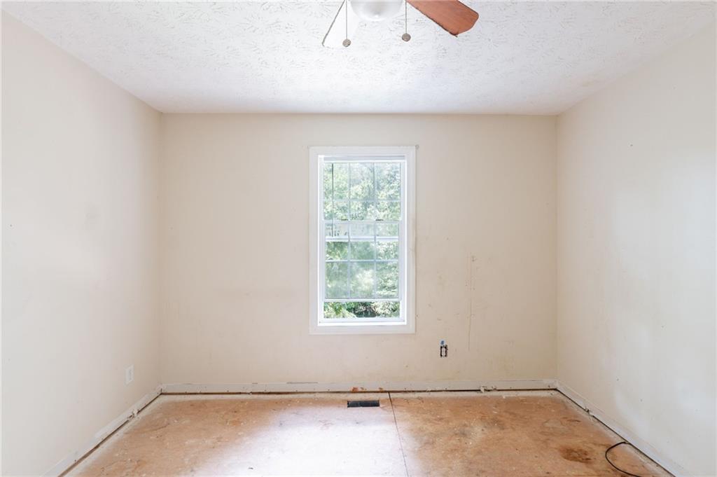 3930 Pine Tree Lane Gainesville, GA 30501 - Photo 13 of 35