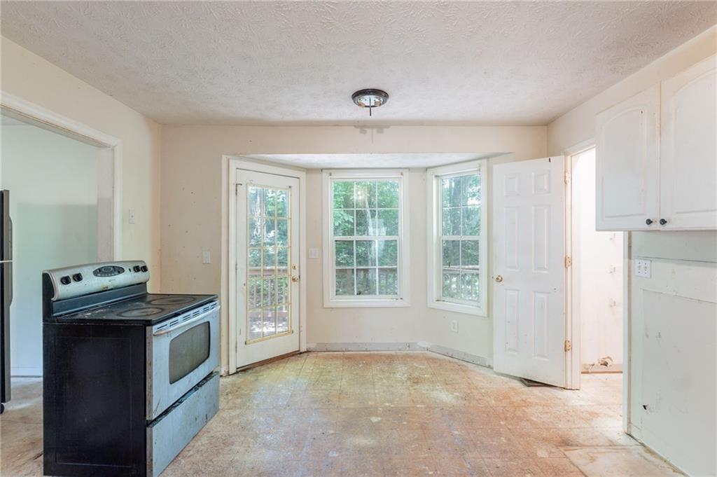 3930 Pine Tree Lane Gainesville, GA 30501 - Photo 8 of 35