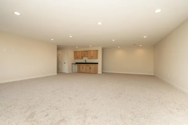 $929,900 | 2236 Payten Lane, Jordan, MN 55352