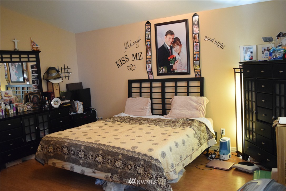 17805 110th Place Southeast Renton, WA 98055 - Photo 13 of 23 Gallery Image 13