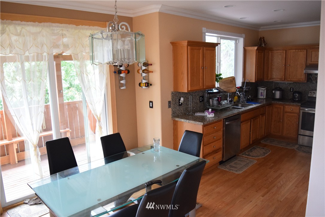 17805 110th Place Southeast Renton, WA 98055 - Photo 20 of 23 Gallery Image 20