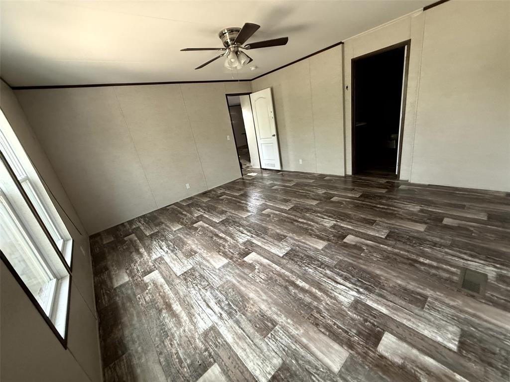 106 Summers Circle Azle, TX 76020 - Photo 12 of 20