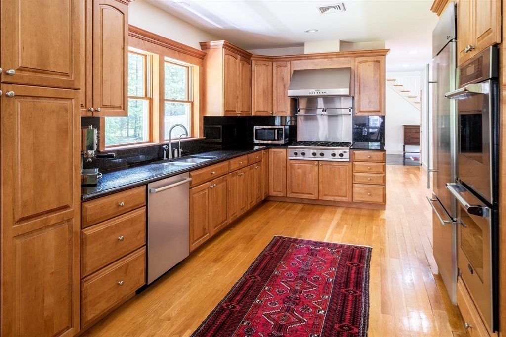 49 Plain Road Westford, MA 01886 - Photo 3 of 21 Gallery Image 3