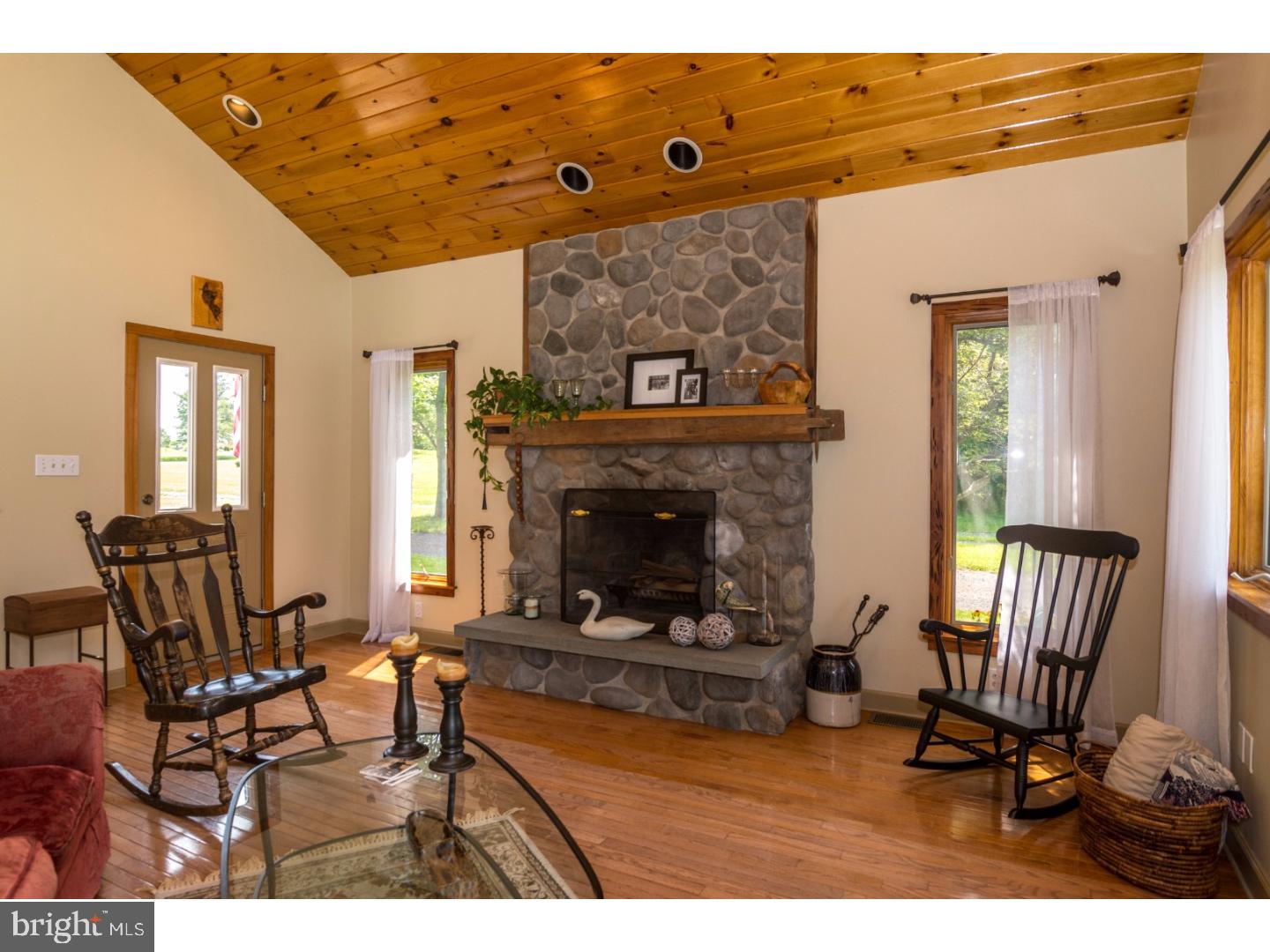 320 Frogtown Road Kintnersville, PA 18930 - Photo 7 of 22 Gallery Image 7