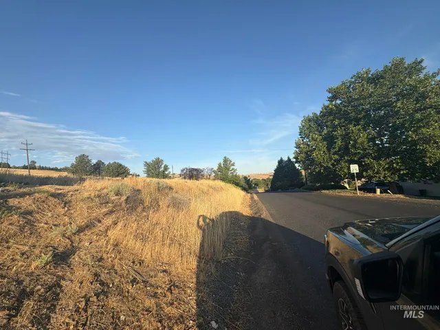 $67,000 | 2705 9th Avenue, Clarkston, WA 99403