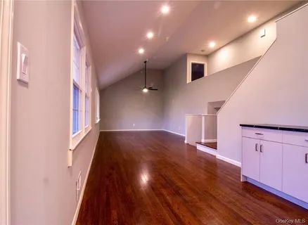 $7,000 | 4 Susan Court, White Plains, NY 10605