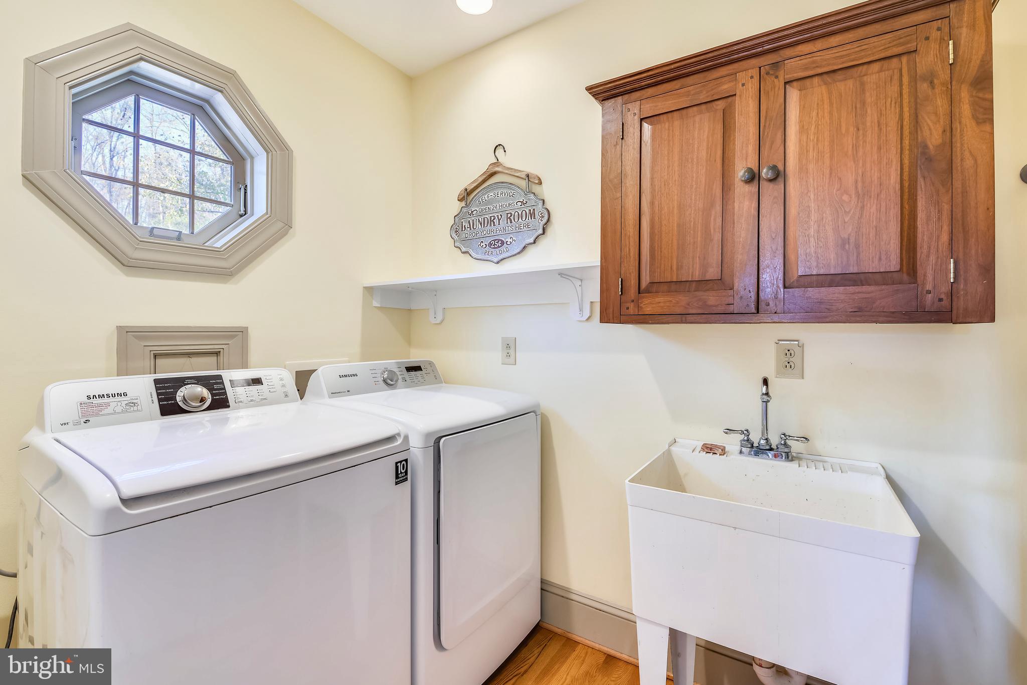 669 Apple Pie Ridge Road Winchester, VA 22603 - Photo 27 of 67 Main level laundry room