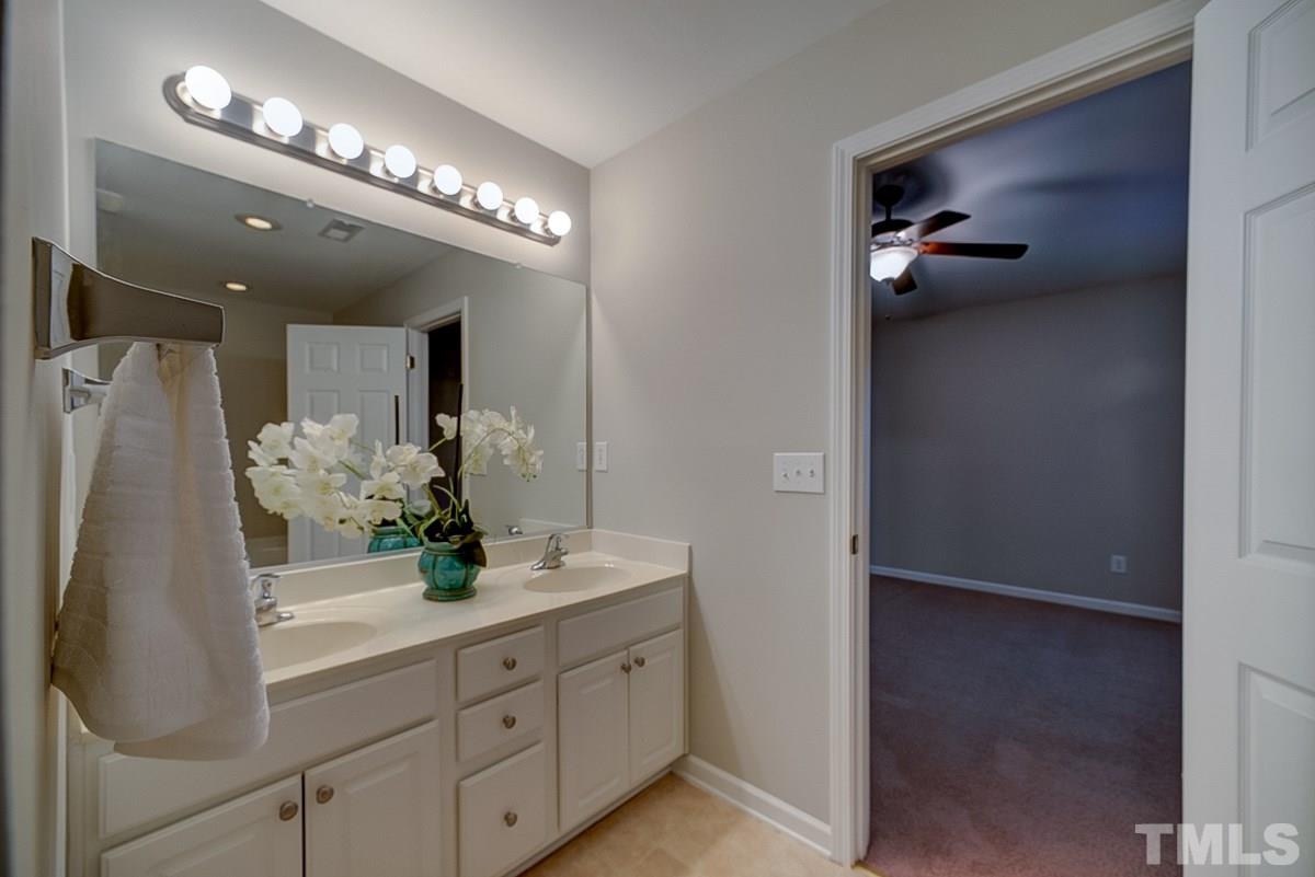 3071 Settle In Lane Raleigh, NC 27614 - Photo 15 of 29