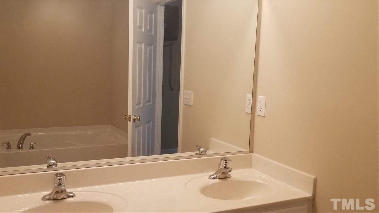 3071 Settle In Lane Raleigh, NC 27614 - Photo 19 of 29