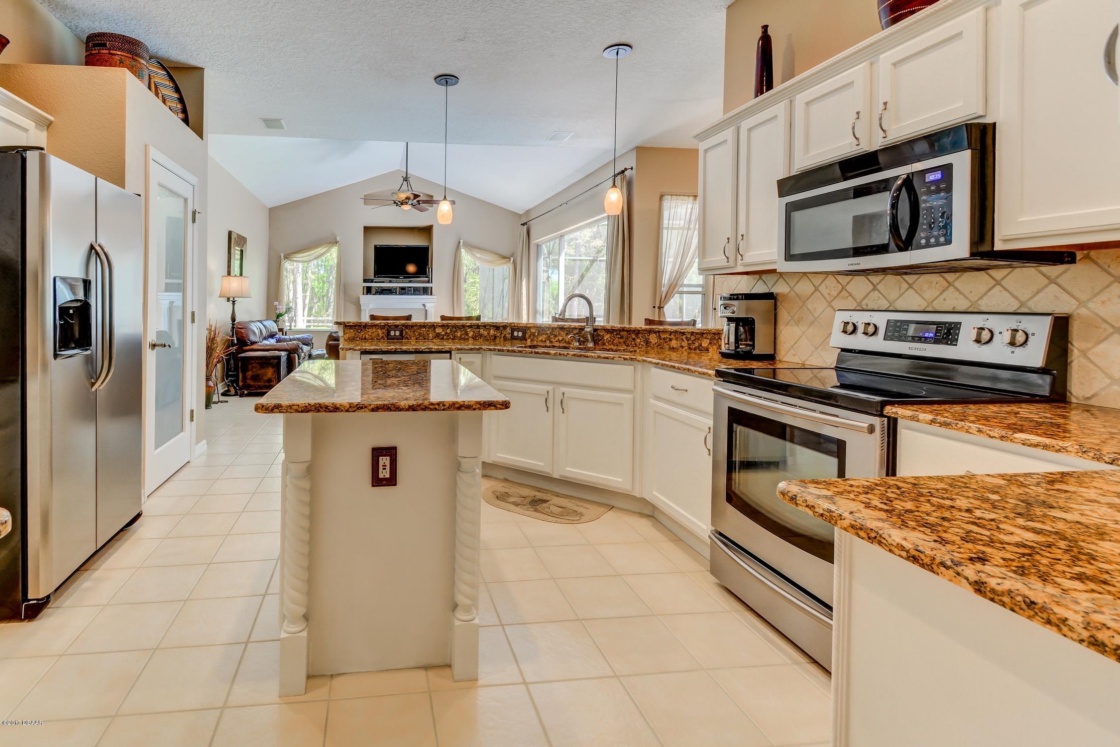655 Mercers Fernery Road DeLand, FL 32720 - Photo 12 of 33 Kitchen