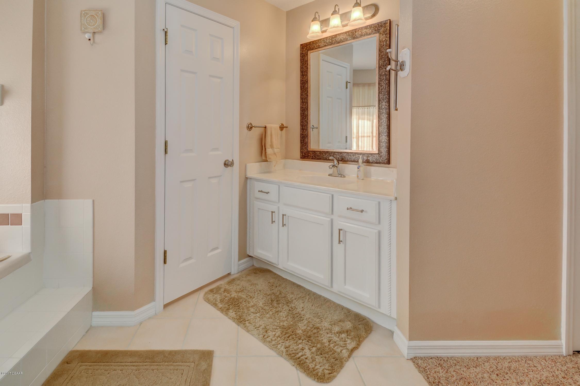 655 Mercers Fernery Road DeLand, FL 32720 - Photo 17 of 33 Master_Bath