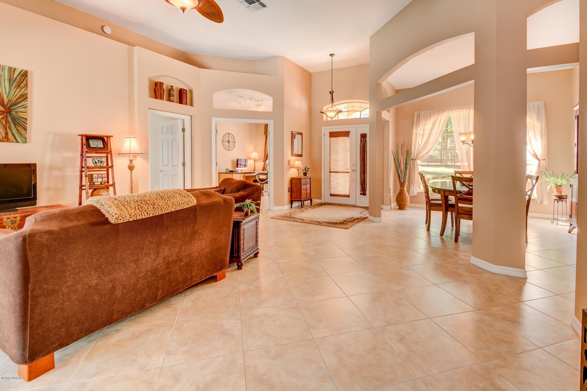 655 Mercers Fernery Road DeLand, FL 32720 - Photo 4 of 33 Living_Room
