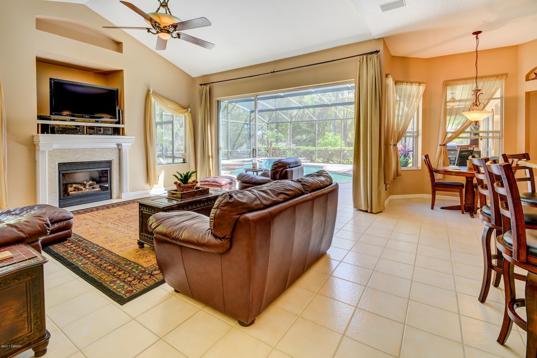 655 Mercers Fernery Road DeLand, FL 32720 - Photo 9 of 33 Family_Room_1