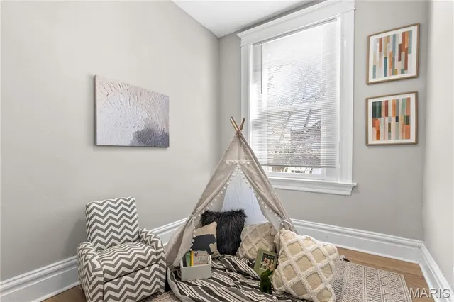 $380,000 | 3633 Nebraska Avenue, St. Louis, MO 63118