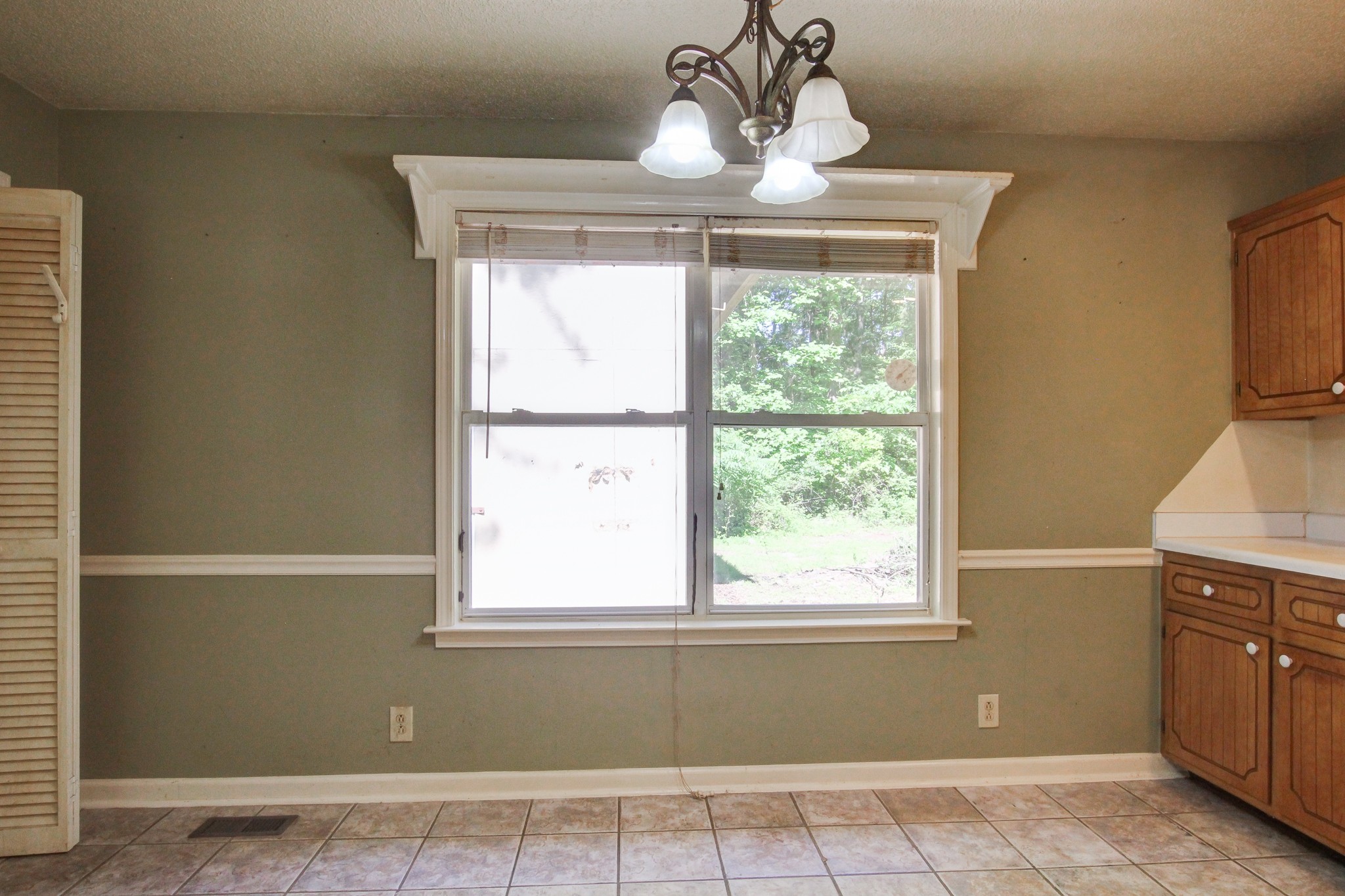 2092 Sanders Road Clarksville, TN 37043 - Photo 18 of 42 Gallery Image 18