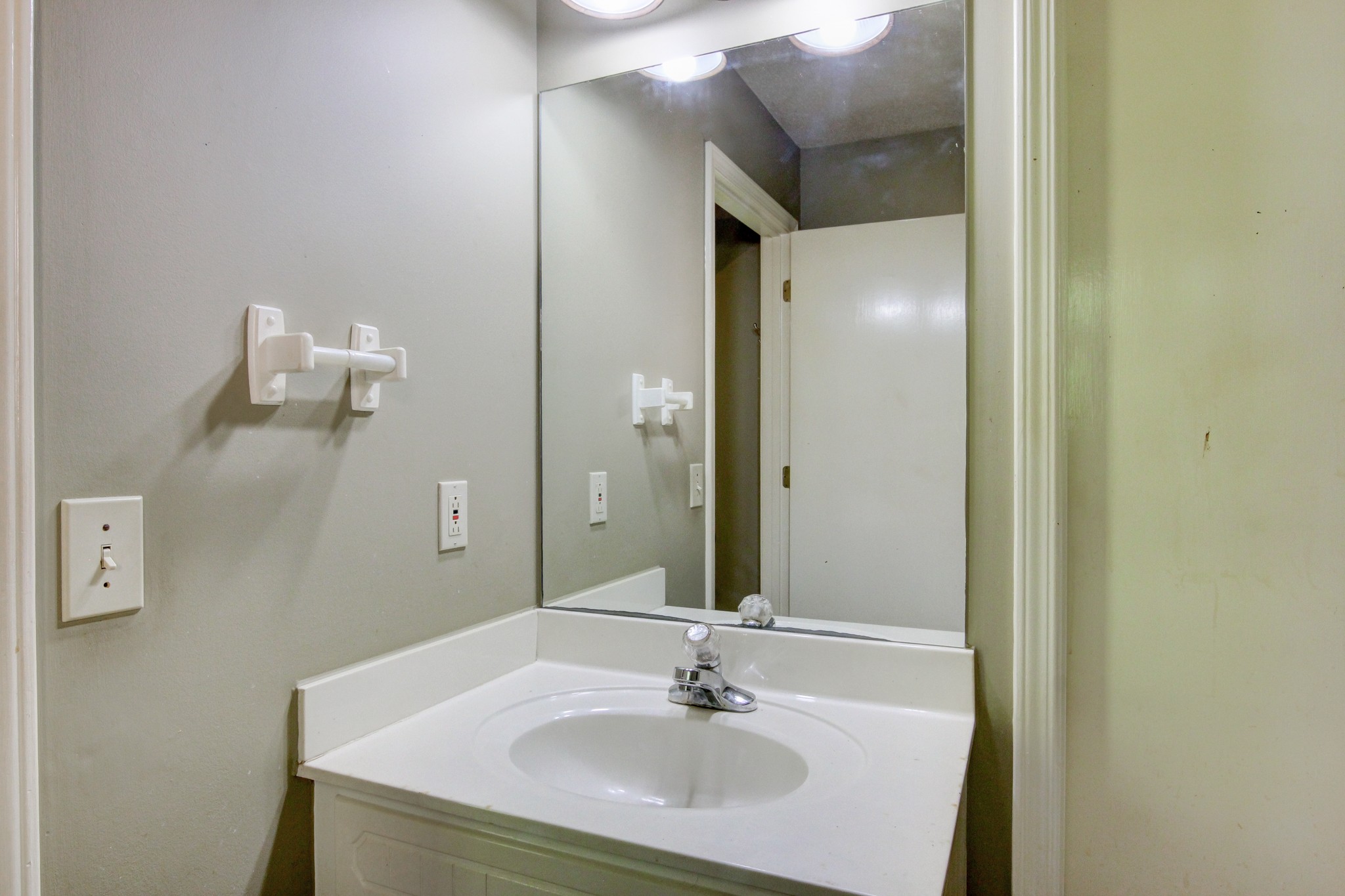 2092 Sanders Road Clarksville, TN 37043 - Photo 24 of 42 Gallery Image 24