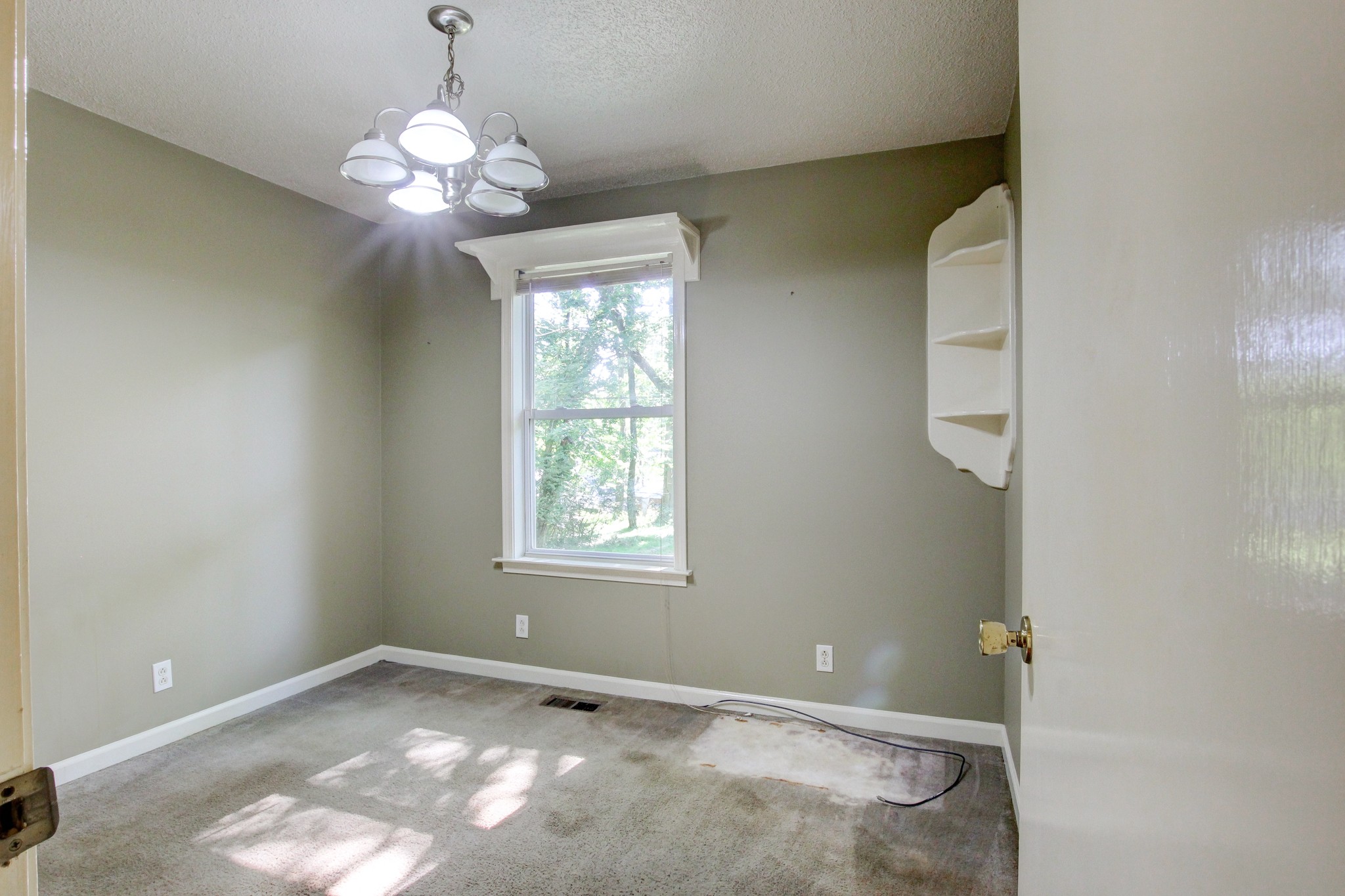 2092 Sanders Road Clarksville, TN 37043 - Photo 34 of 42 Gallery Image 34