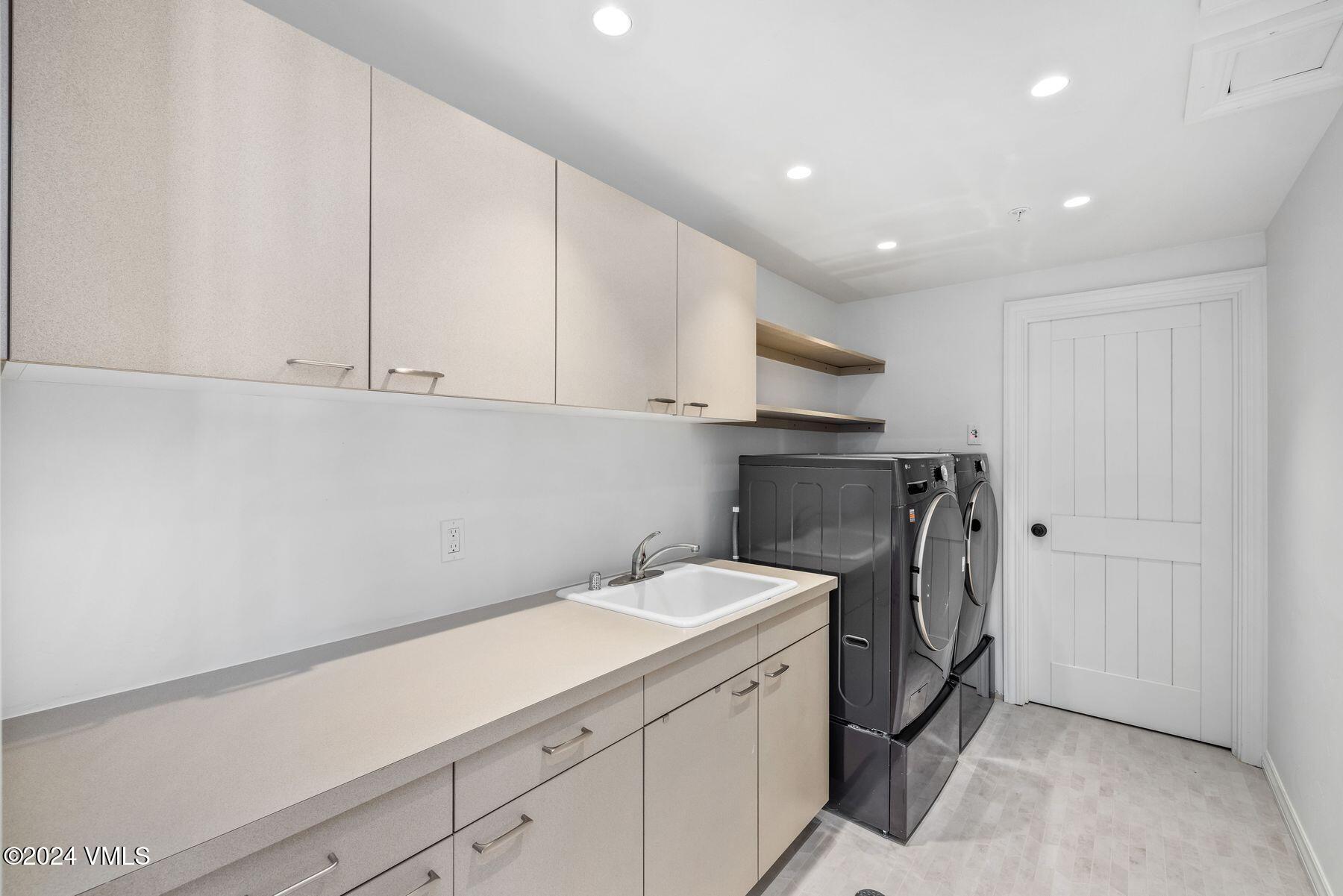 31 Bluegrass Court Edwards, CO 81632 - Photo 33 of 45 photo_online_032