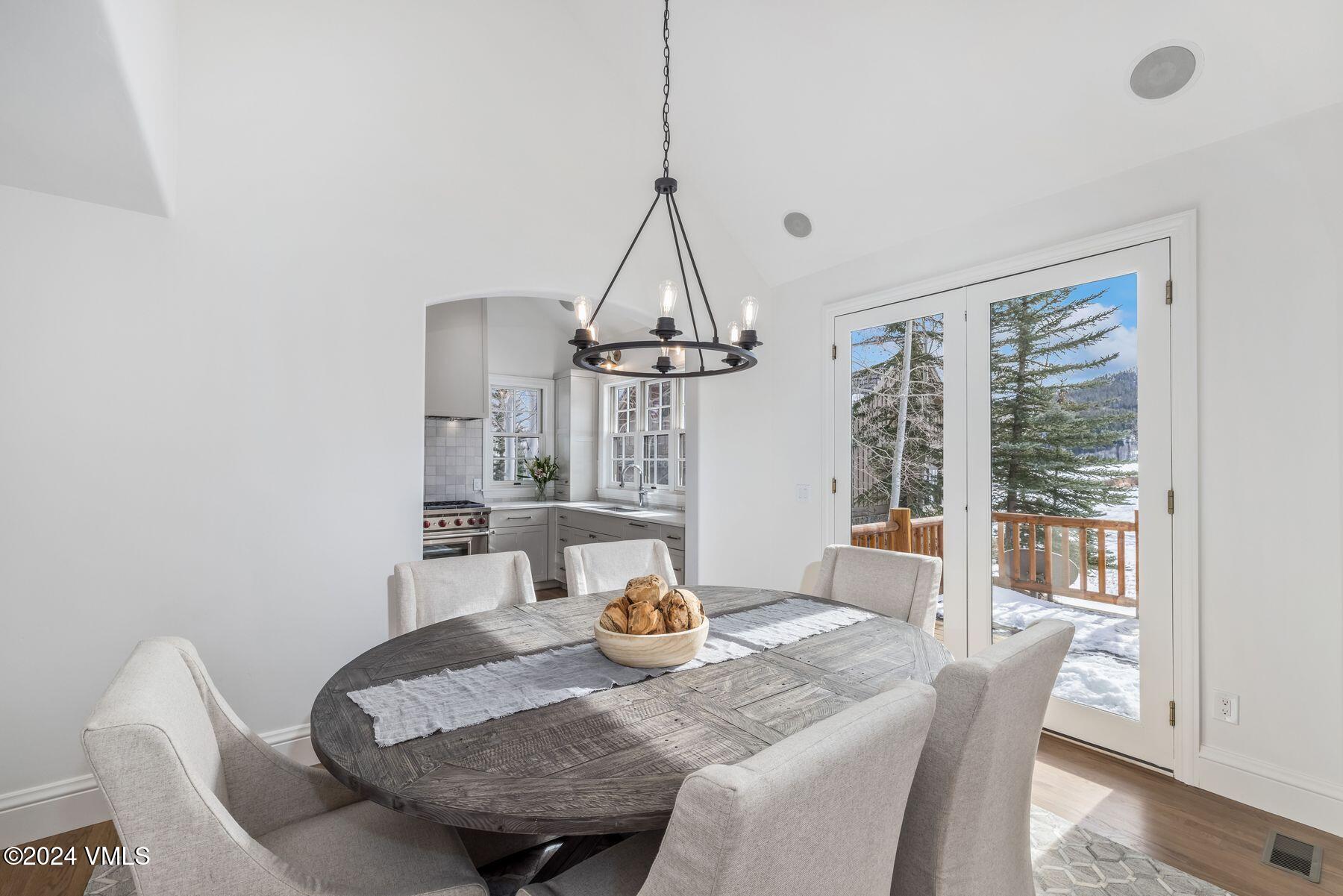 31 Bluegrass Court Edwards, CO 81632 - Photo 6 of 45 photo_online_005