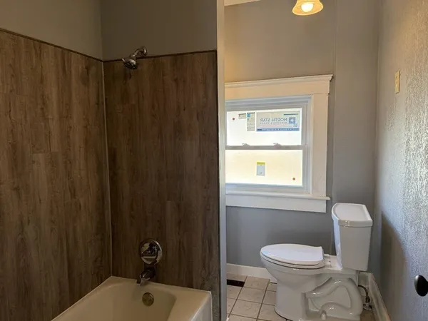 a close view of sink and tap