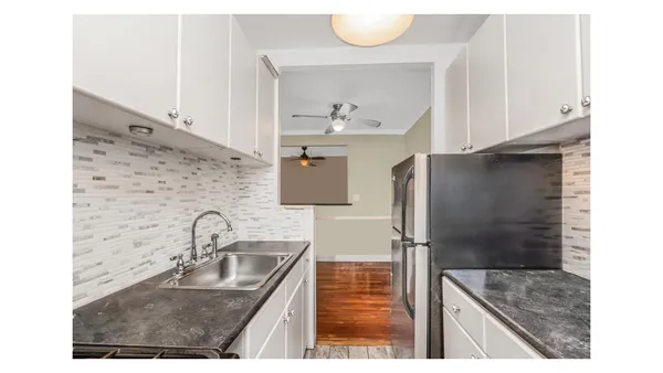 $224,000 | 512 Kappock Street, Unit 3J | Spuyten Duyvil