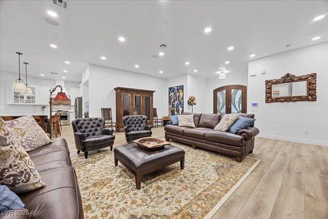 $1,500,000 | 805 Lake Hill Drive, Boulder City, NV 89005