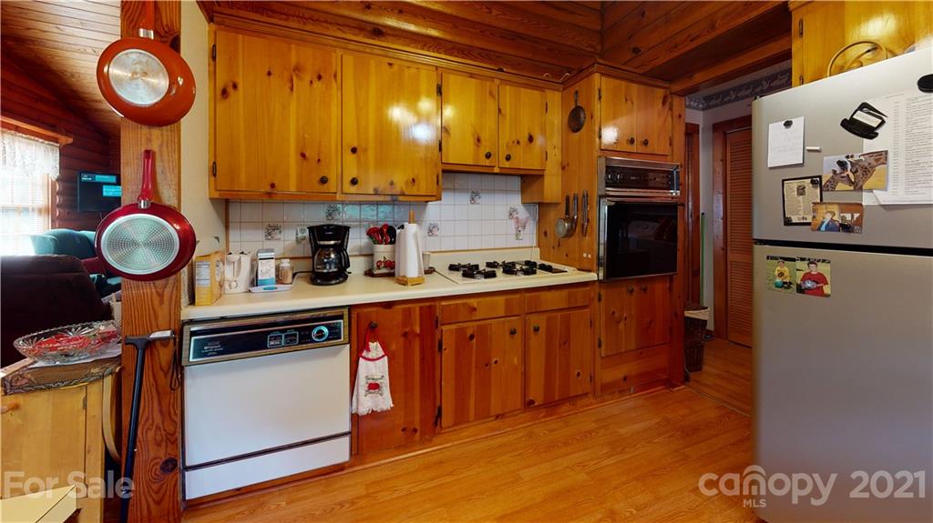 373 North Burris Road Sharon, SC 29742 - Photo 34 of 36 a kitchen with stainless steel appliances granite countertop a stove and cabinets