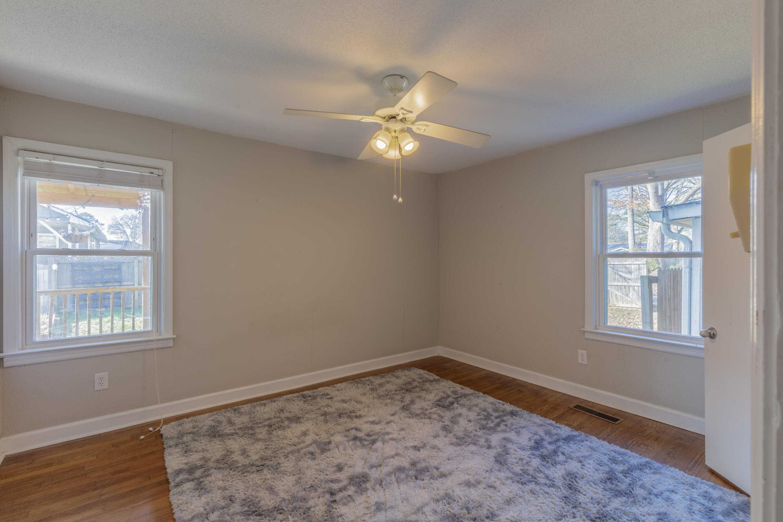 937 James Avenue Chattanooga, TN 37421 - Photo 17 of 32 937 James Ave HD-34