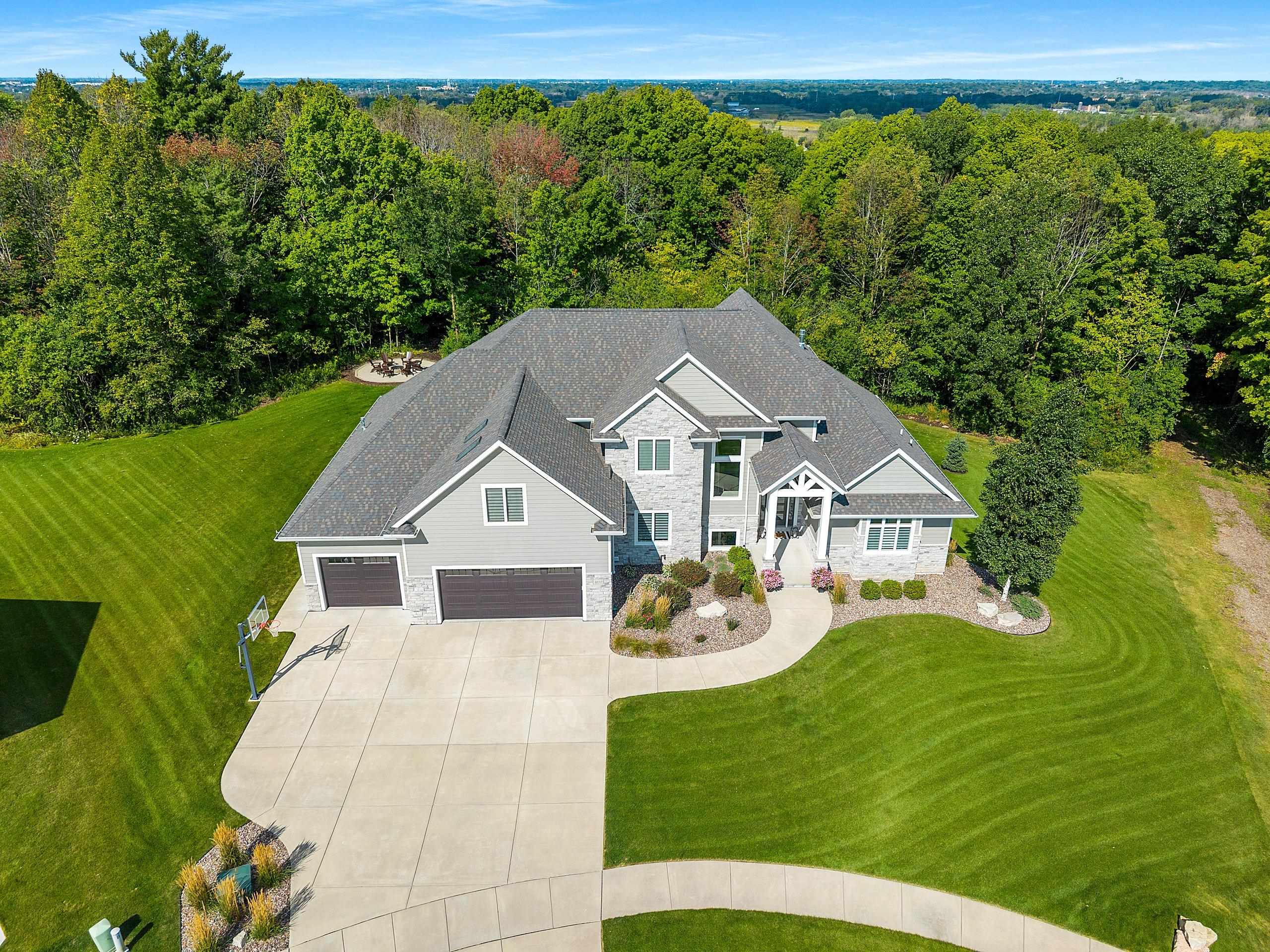 1852 Ridgemont Circle De Pere, WI 54115 - Photo 63 of 67 Gallery Image 63