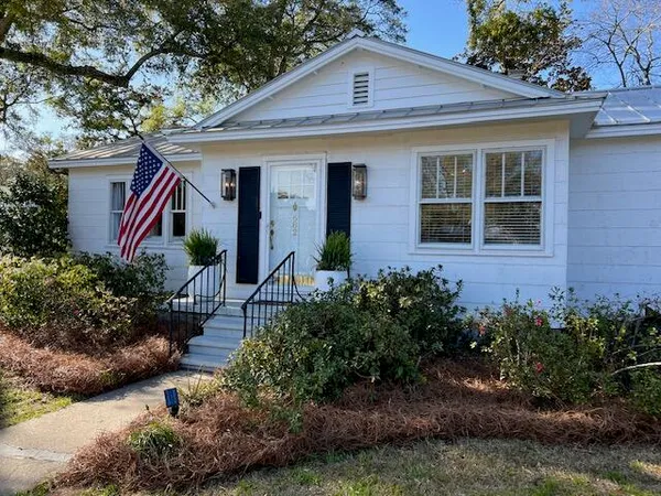 $6,950 | 682 McCants Drive, Mount Pleasant, SC 29464