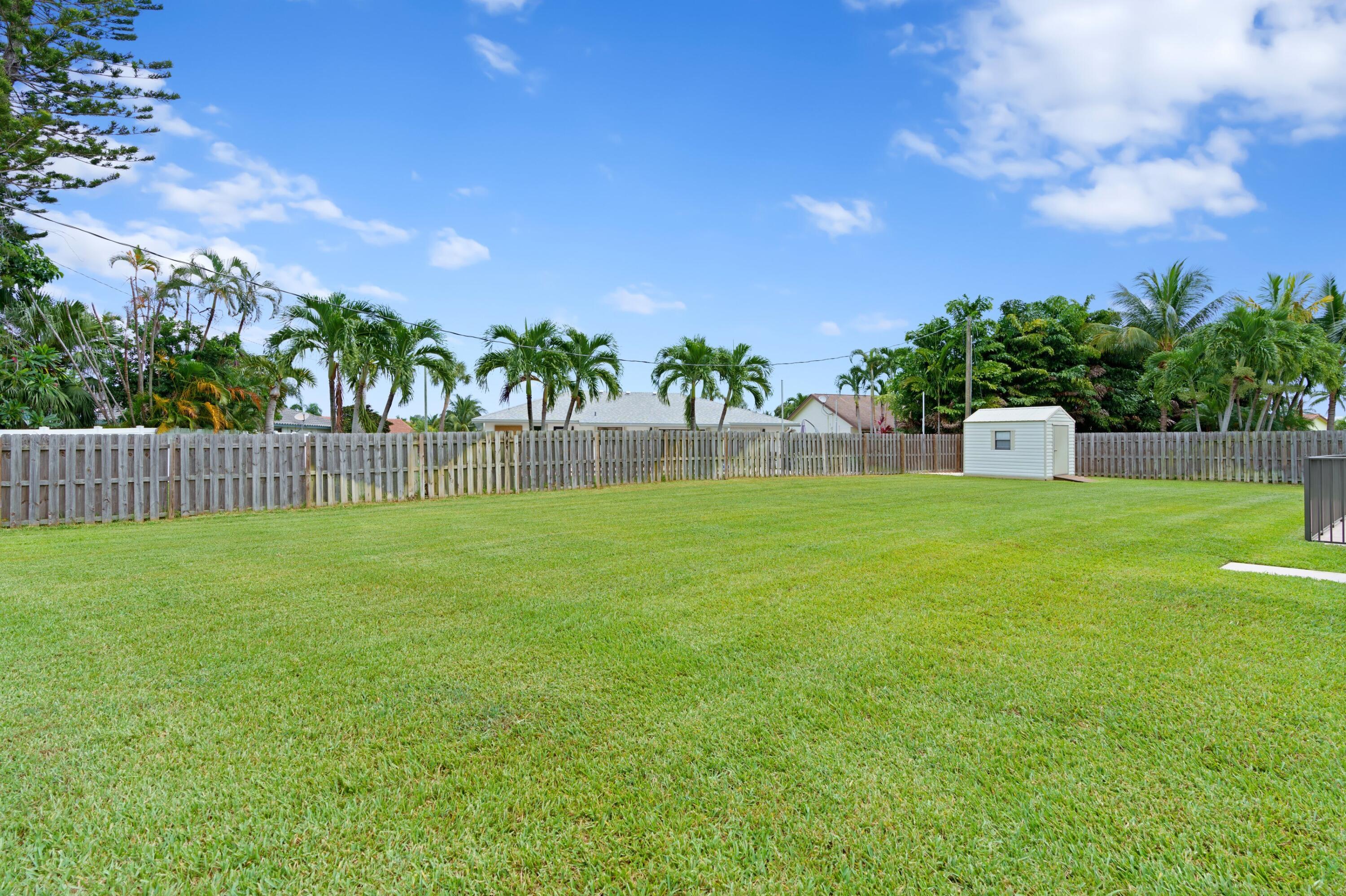 467 Hopalong Lane Boca Raton, FL 33487 - Photo 13 of 28 Backyard