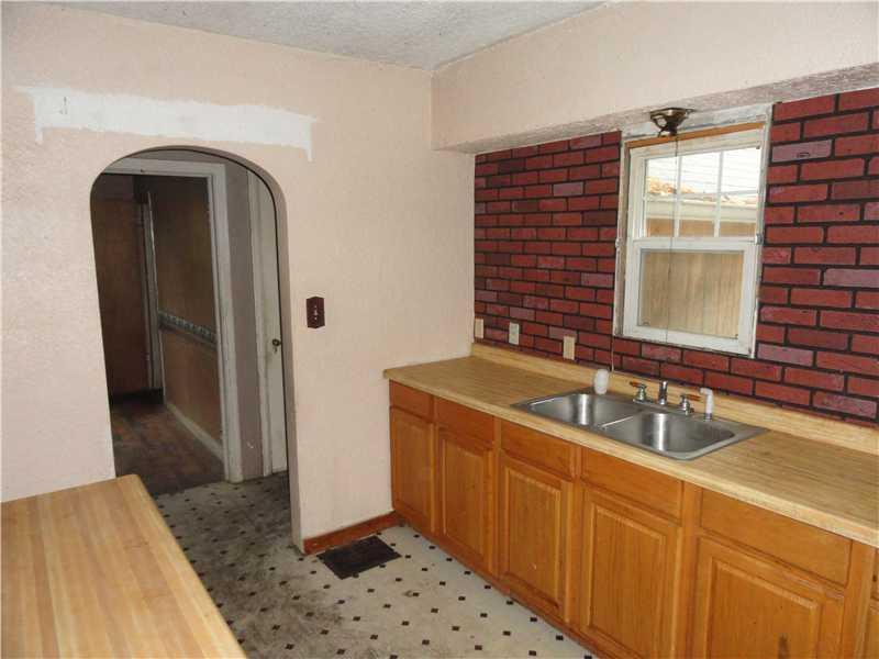 4610 South High School Road Indianapolis, IN 46241 - Photo 3 of 4